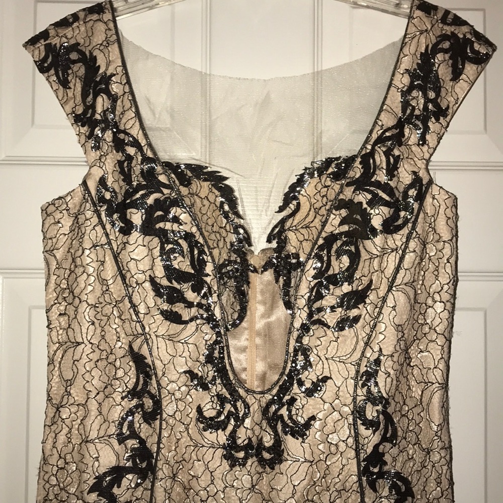 Alberto Makali : Gown